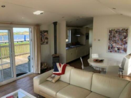 Waterchalet Number 6 Recreationpark Yn'E Lijte Grou Met Ligplaats Boot Exterior photo